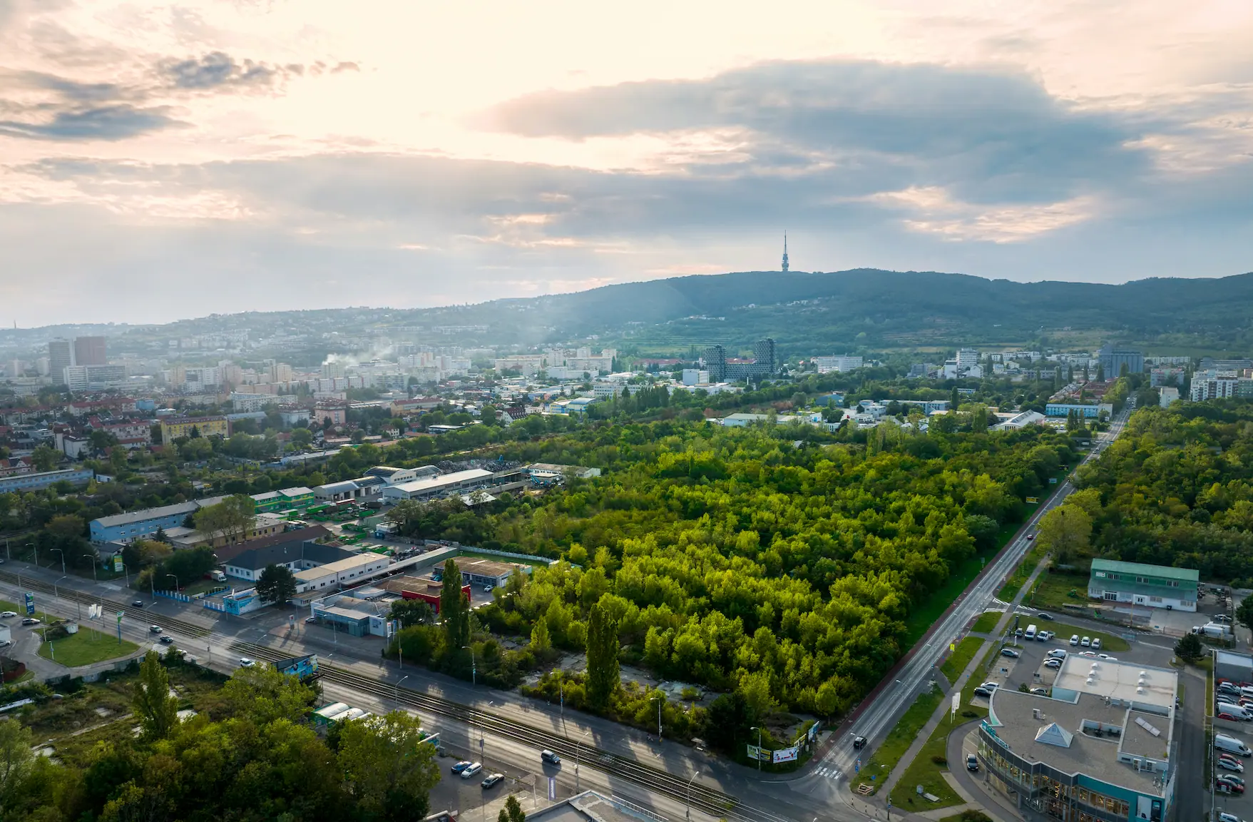 Premena nevyužitého územia na novú mestskú štvrť začína 